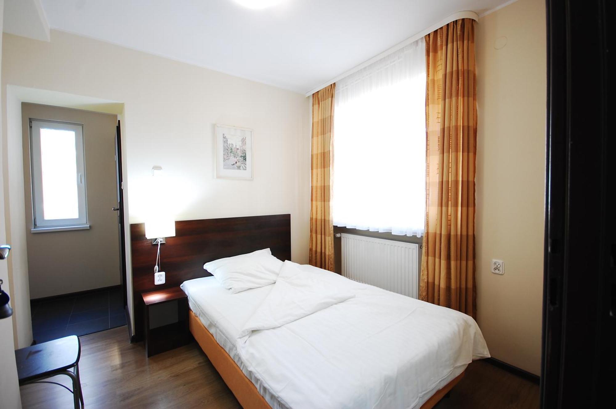 Hipnotic Bed & Breakfast Сопот Стая снимка